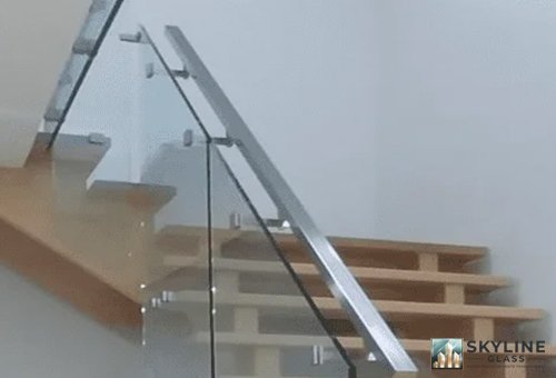 side in glass hand rail